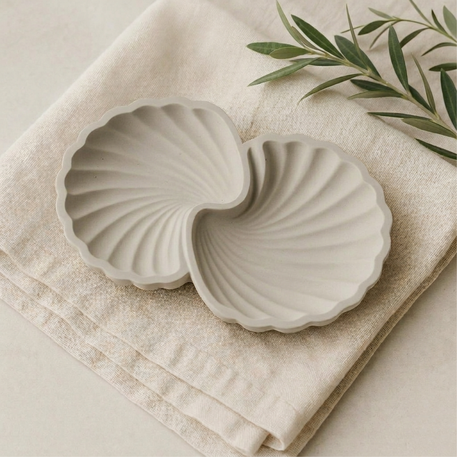 Shell Swirl Tray